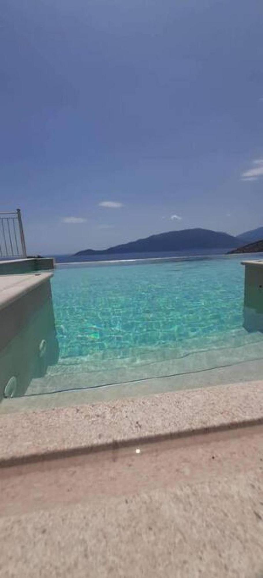 Augustela Villa Seaview Vacation Villa Agia Efimia Bagian luar foto