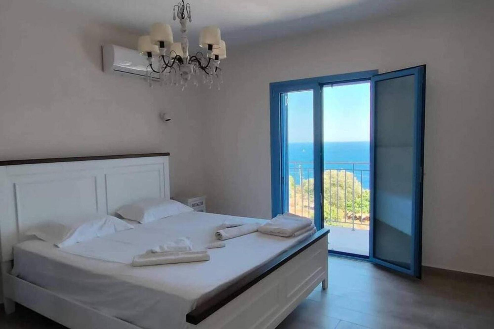 Augustela Villa Seaview Vacation Villa Agia Efimia Bagian luar foto